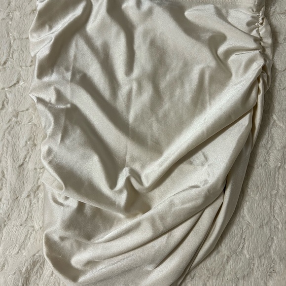 Silk ruffled skirt - Picture 3 of 3